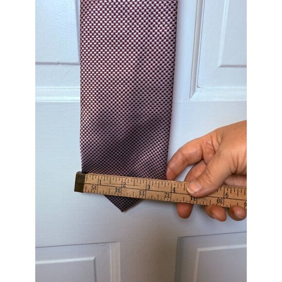 Oscar de la Renta Red and White Classic Polyester Men's Tie - Picture 7 of 8